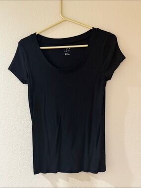a new day Black Scoop Neck Short Sleeve Tee